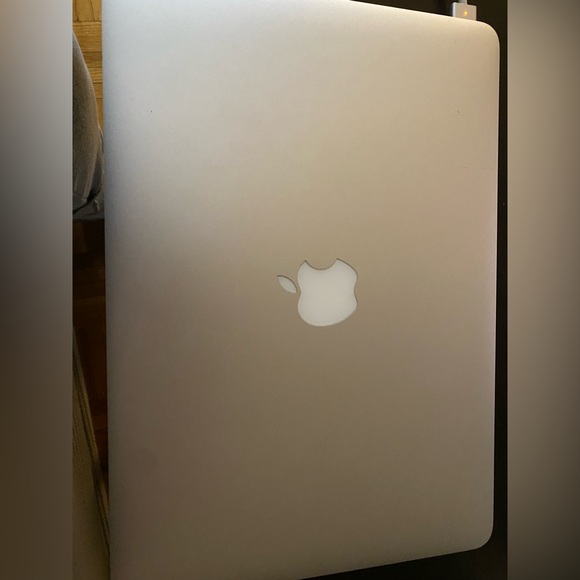 MacBook Air 13.3 inch. Great condition one scratch on outside. - Picture 3 of 7